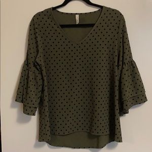 Tyche Blouse Green & Black Polka Dots size Large